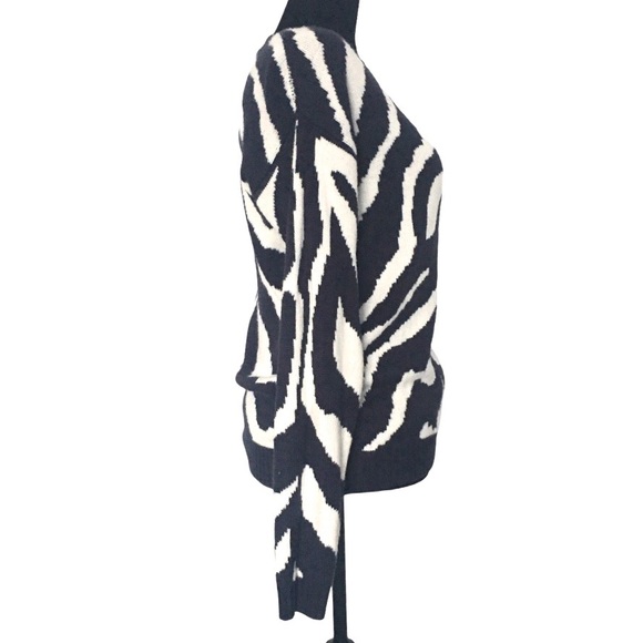 W118 by Walter Baker Zebra printed sweater small - Picture 5 of 12